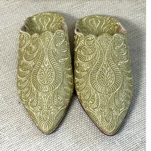 Moroccan, NWOT,‎ Gold babouche slippers, Leather Sole, Handmade, Ladies 8-8.5